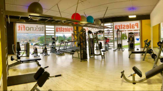 Palestra New Teknofit San Nicolò A Tordino — palestra a San Nicolò a Tordino